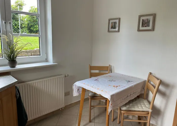 Apartment Mit Terrasse