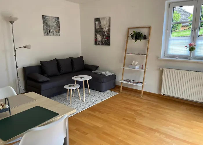 Apartment Mit Terrasse *